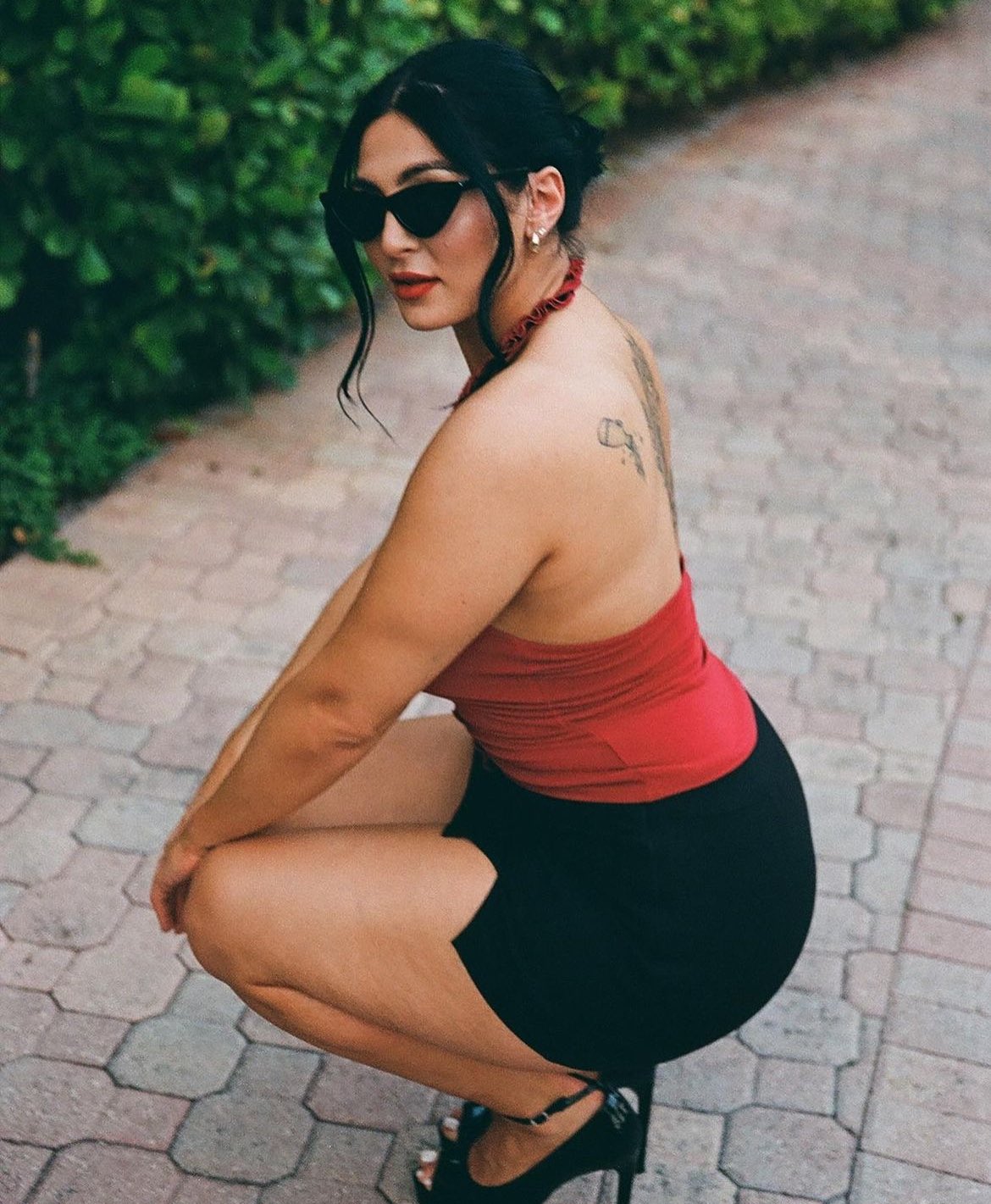 housewife escort gajraula